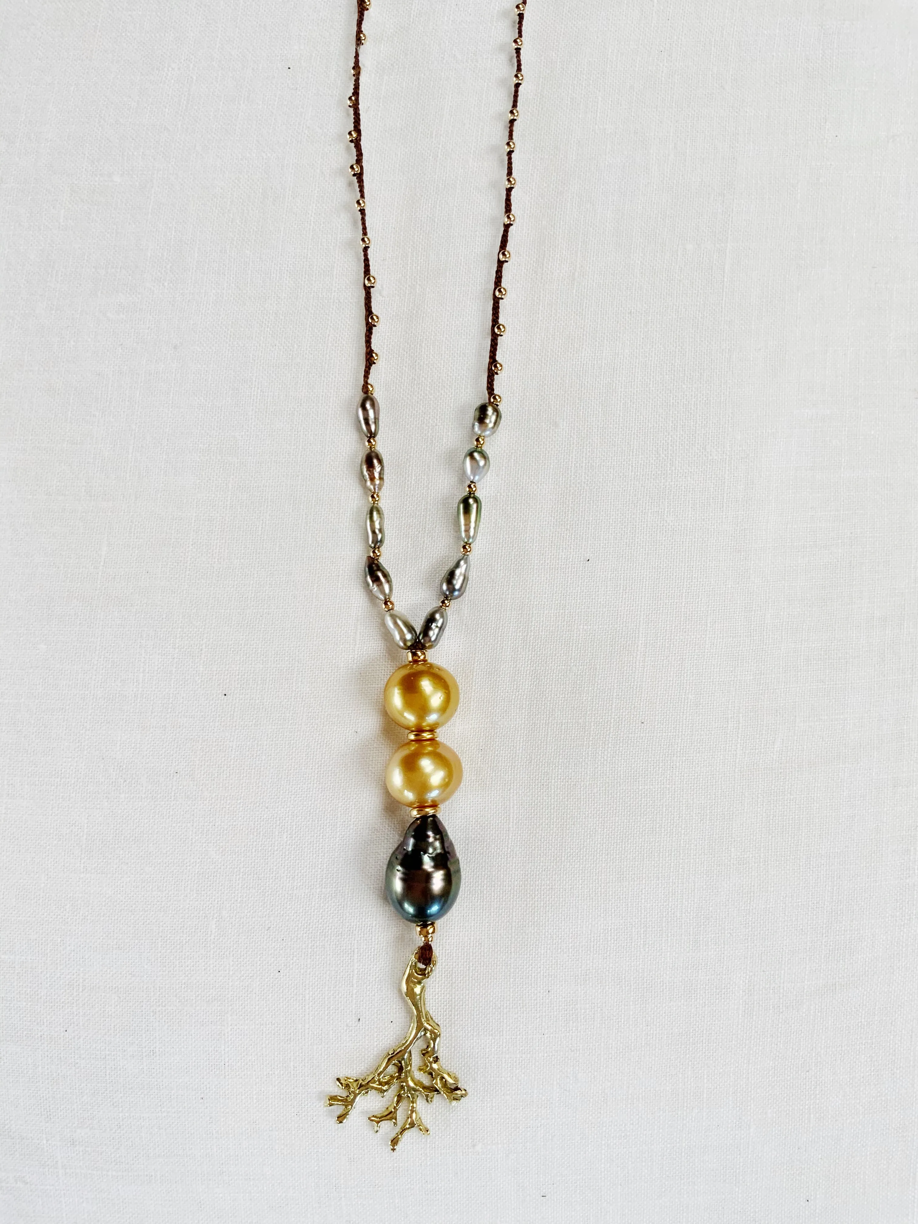18K GOLD CORAL