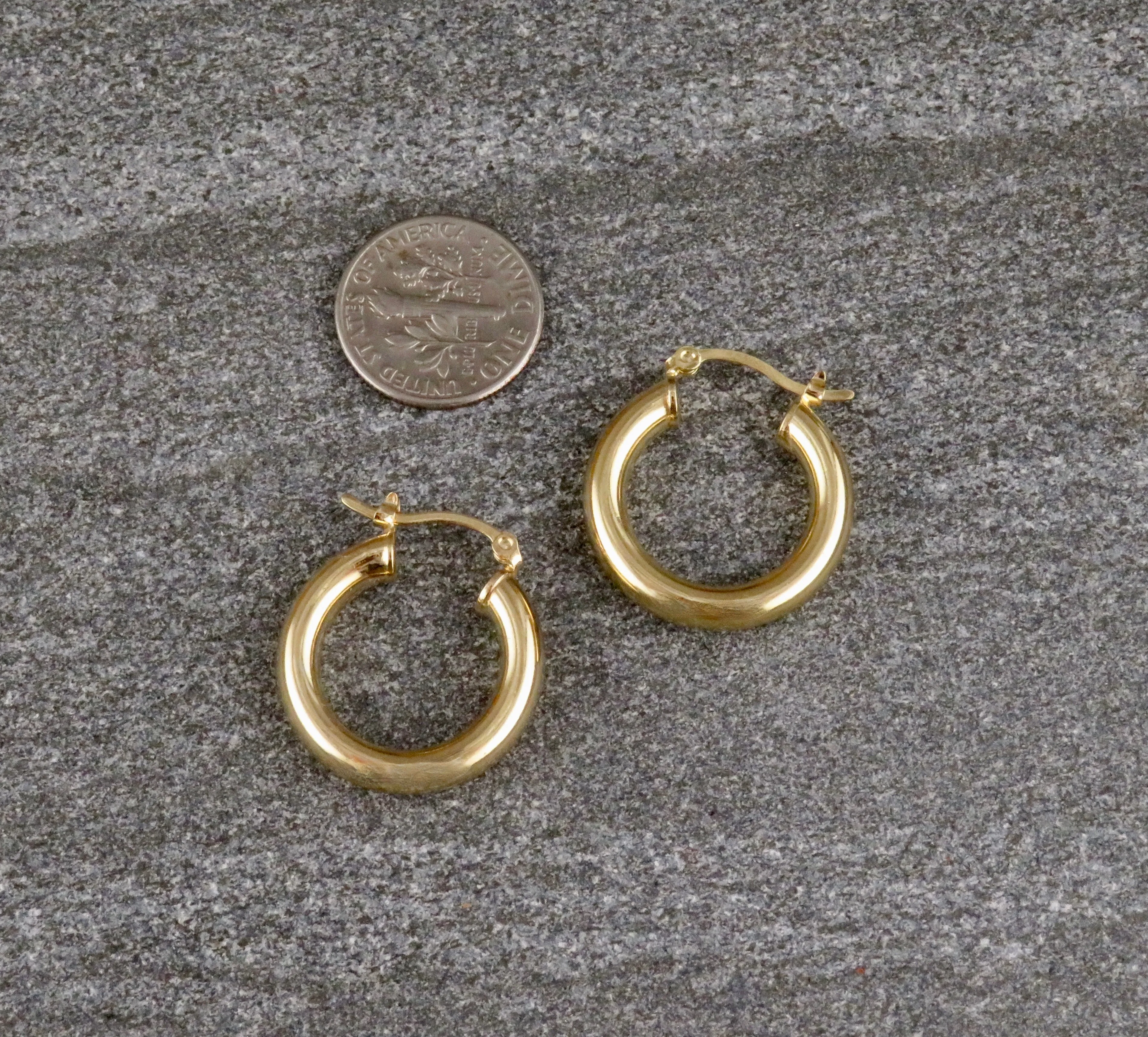 Gold Filled Latched Hoop Earrings - Medium