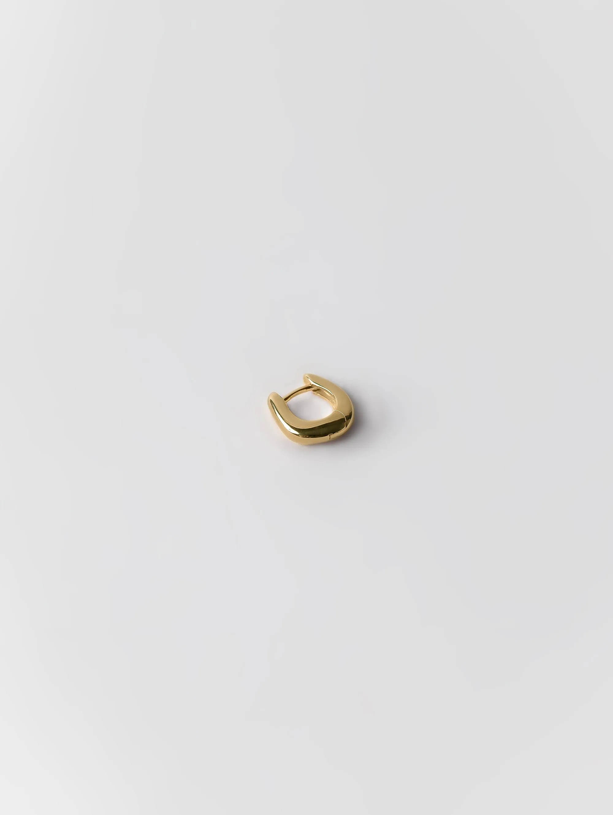 Molly Hoops in Gold