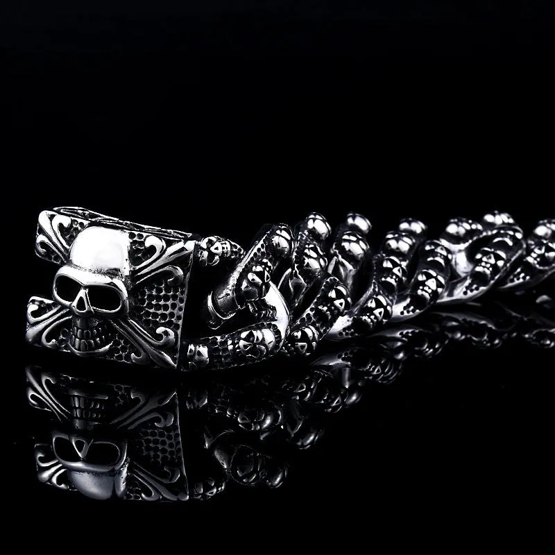 Retro Skull Engraved Titanium Steel Bracelet - Bold Stainless Steel Fashion for Men